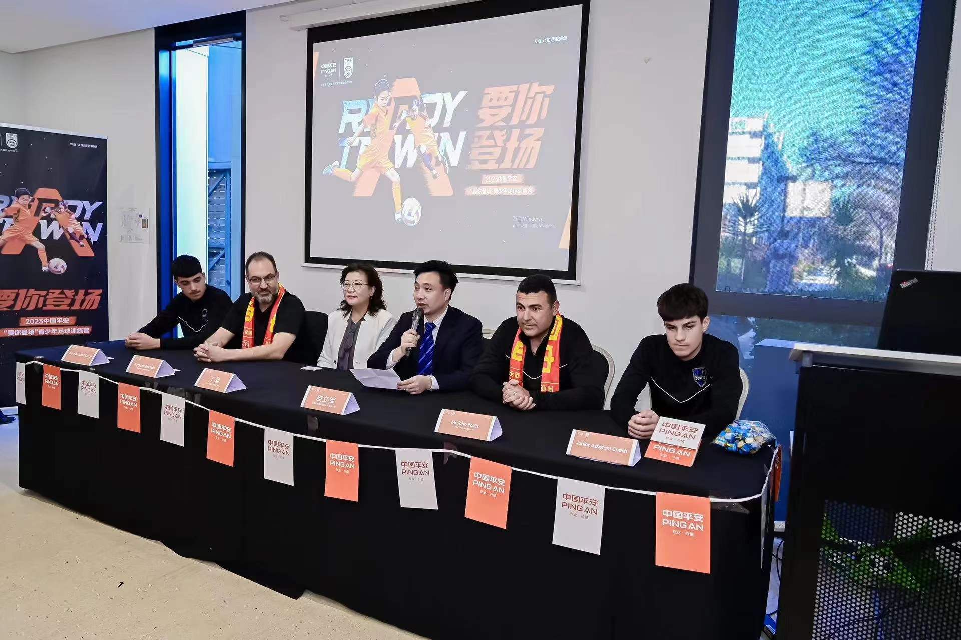 女足训练营开营仪式暖心启动：训练营开营暖心启动
